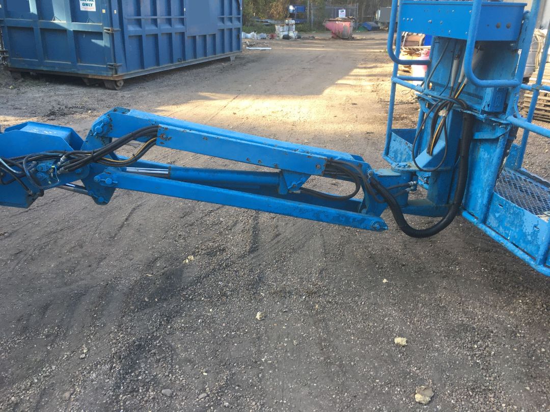 2002 GENIE S 85 - Image 6